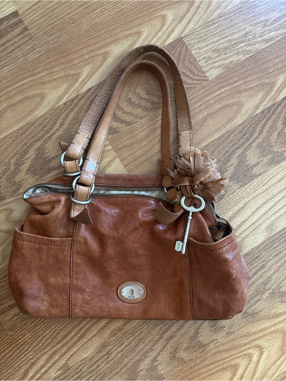 Fossil Rustic Tan/Brown Leather Shoulder Bag with Key Charm